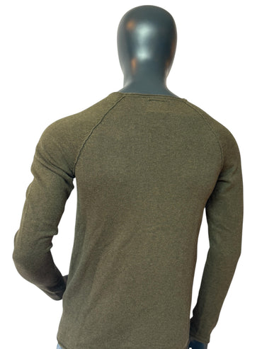 Pull en maille vintage vert olive, basique minimaliste, années 90, coupe ajustée, taille M