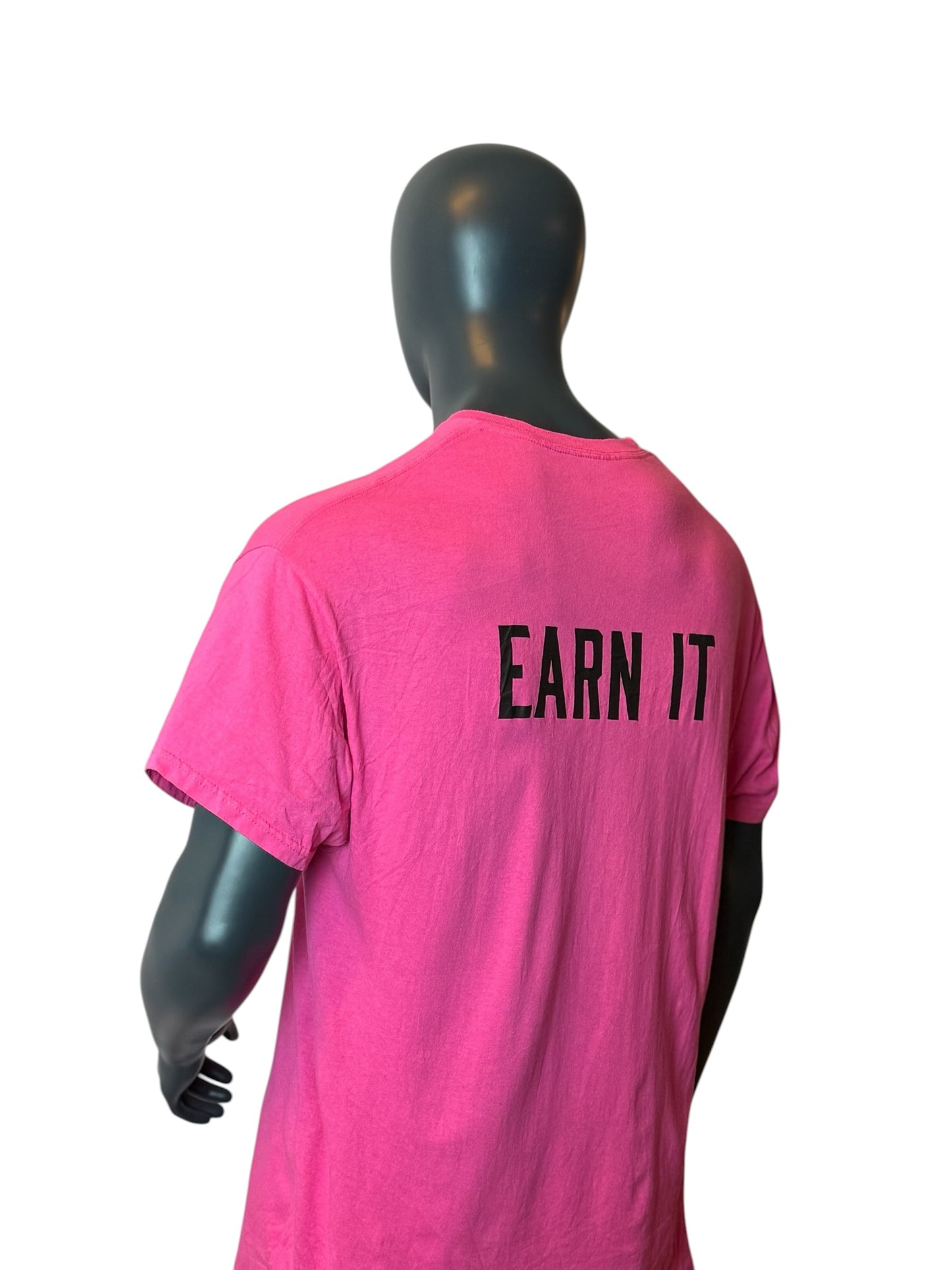 Sandy Football T Shirt Pink Graphic Print Retro Vintage Look Size L