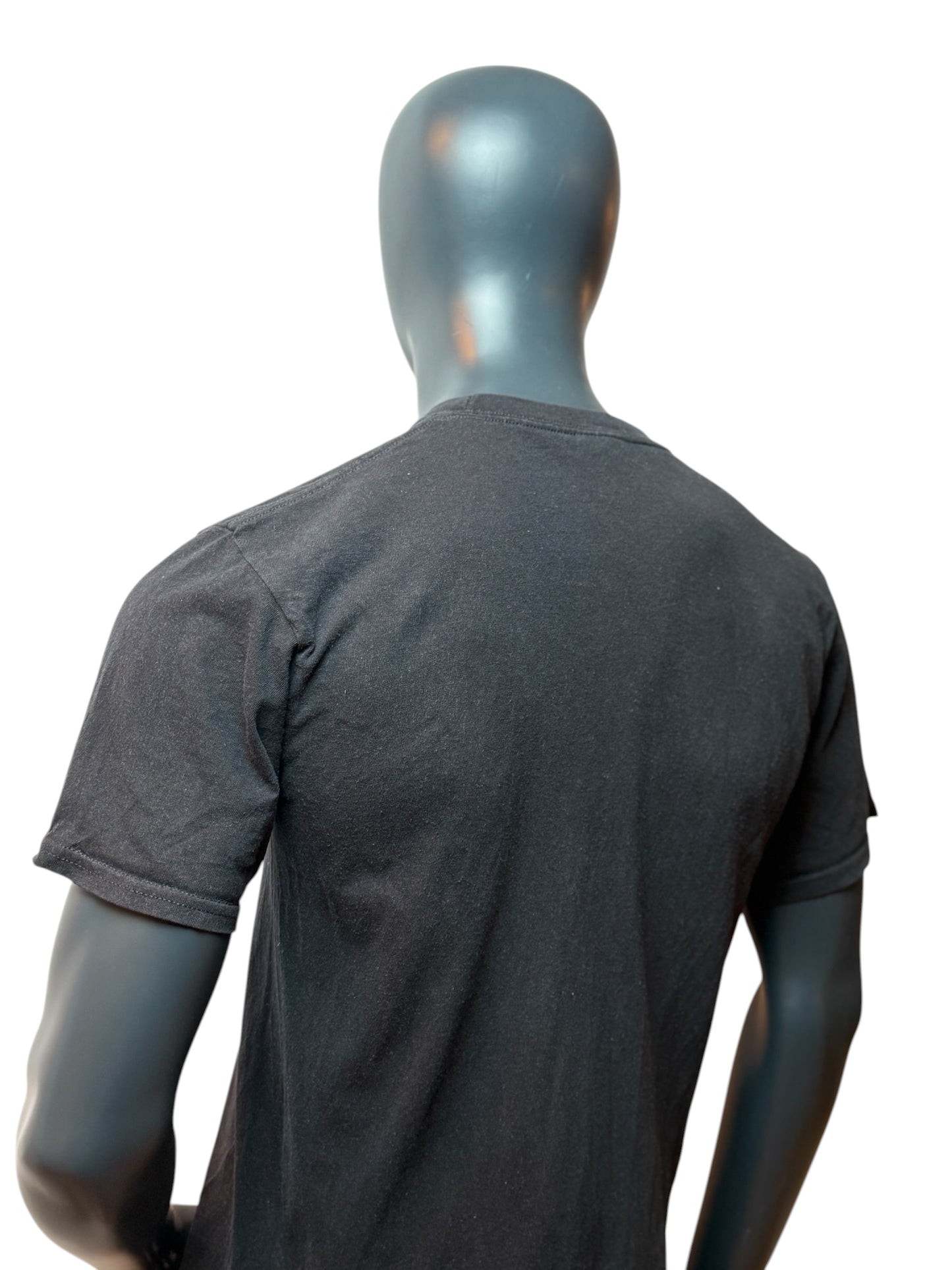 Vintage “LVLE UP” Graphic T-Shirt Black Streetwear Tee Size M