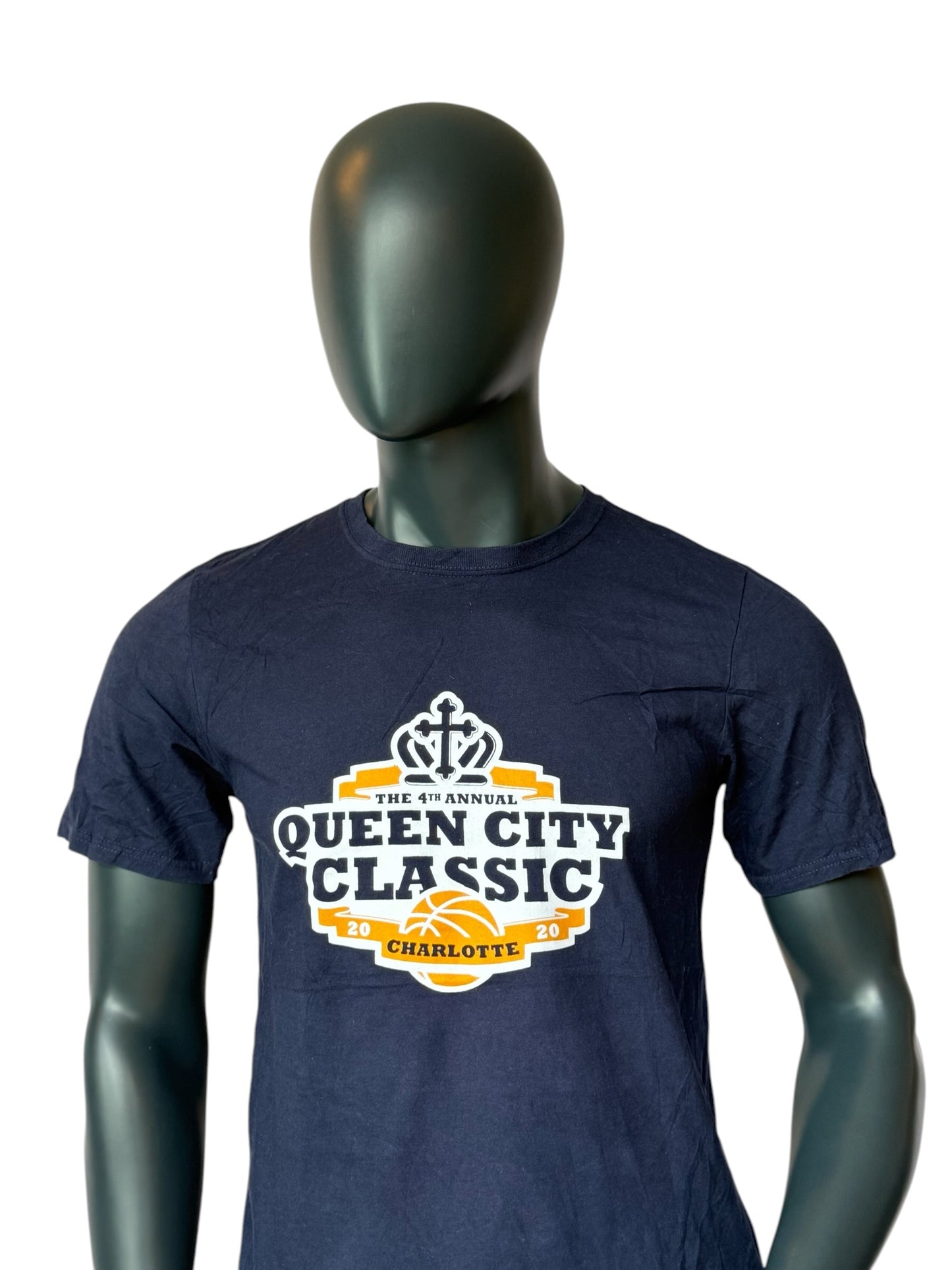 Vintage Queen City Classic T-Shirt Navy Basketball Event Charlotte Retro Streetwear Unisex Size M