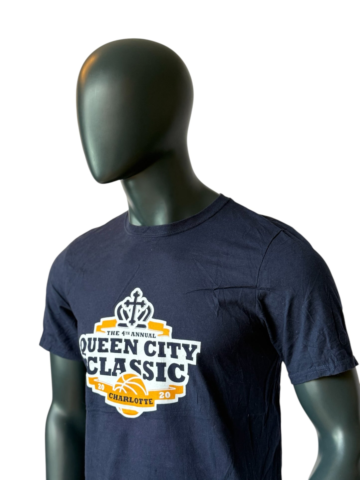 Vintage Queen City Classic T-Shirt Navy Basketball Event Charlotte Retro Streetwear Unisex Size M