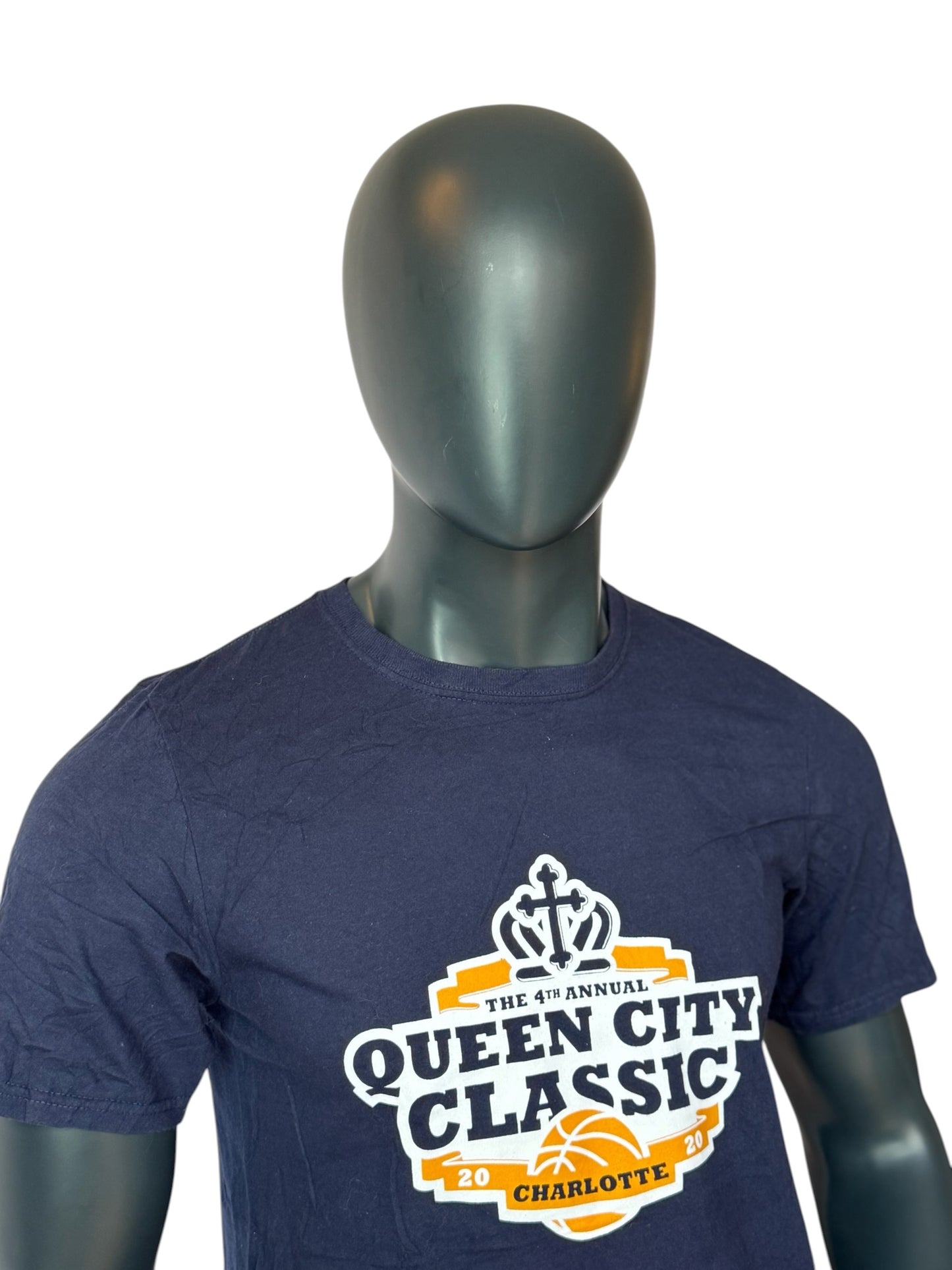 Vintage Queen City Classic T-Shirt Navy Basketball Event Charlotte Retro Streetwear Unisex Size M
