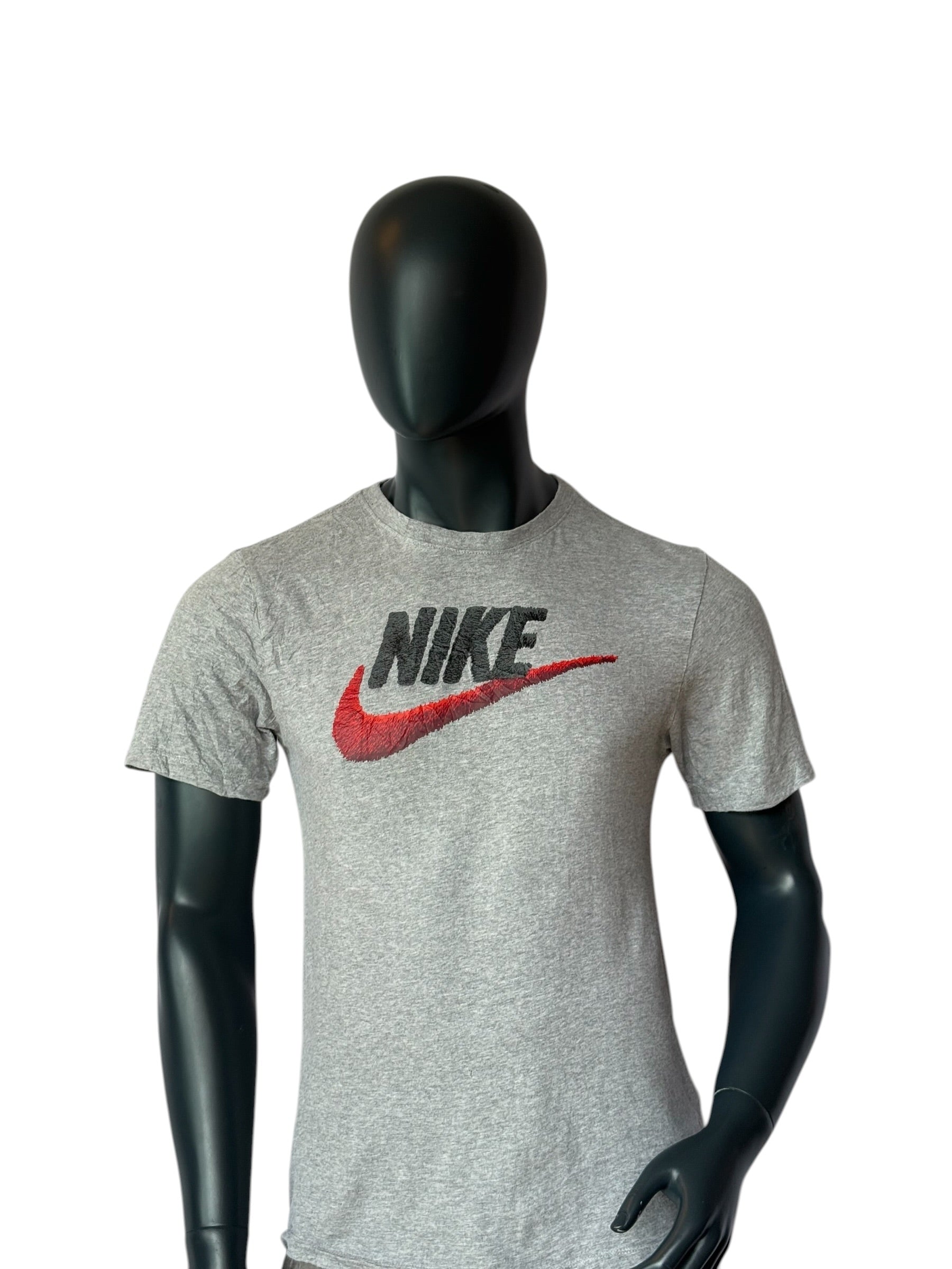 Nike Vintage Style Retro Logo T Shirt Grey Red Swoosh Streetwear