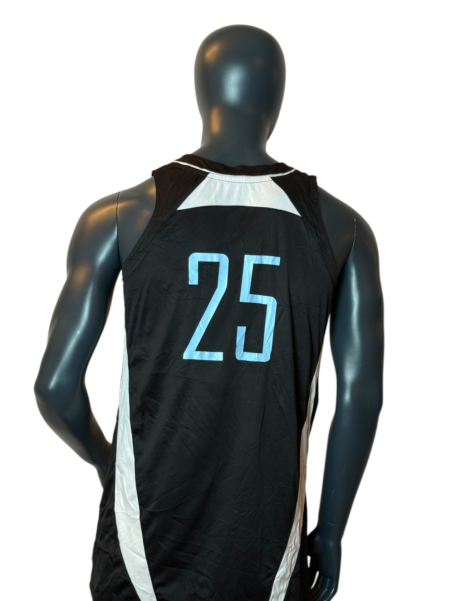 Lakeridge Basketball Vintage Style Jersey Black Number 25 Size L