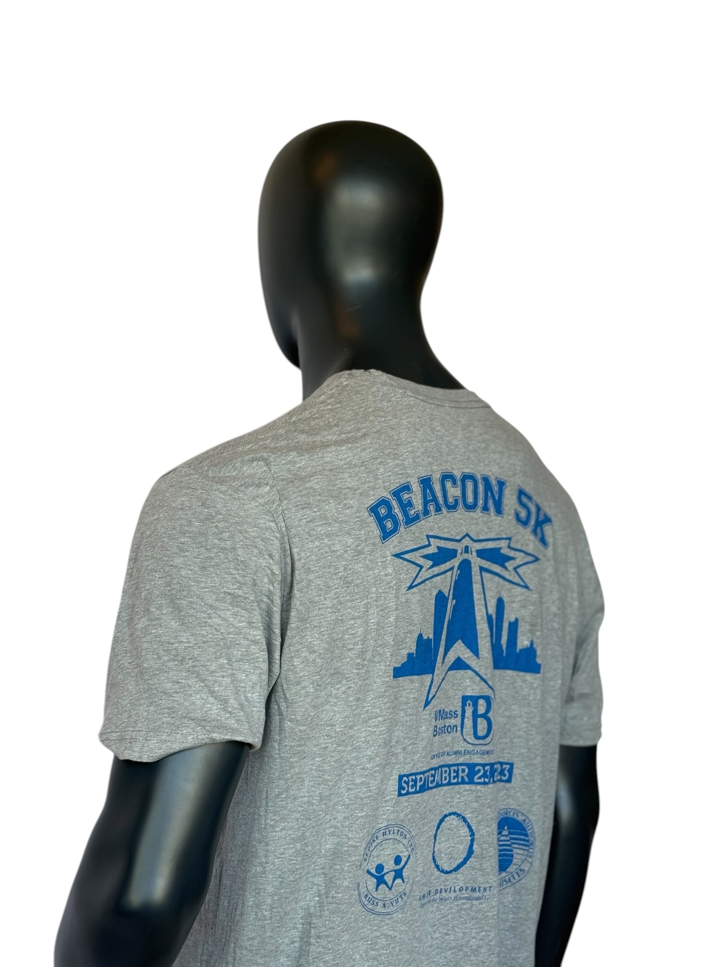 Vintage Retro UMass Boston Beacon T-Shirt Grey Size XL