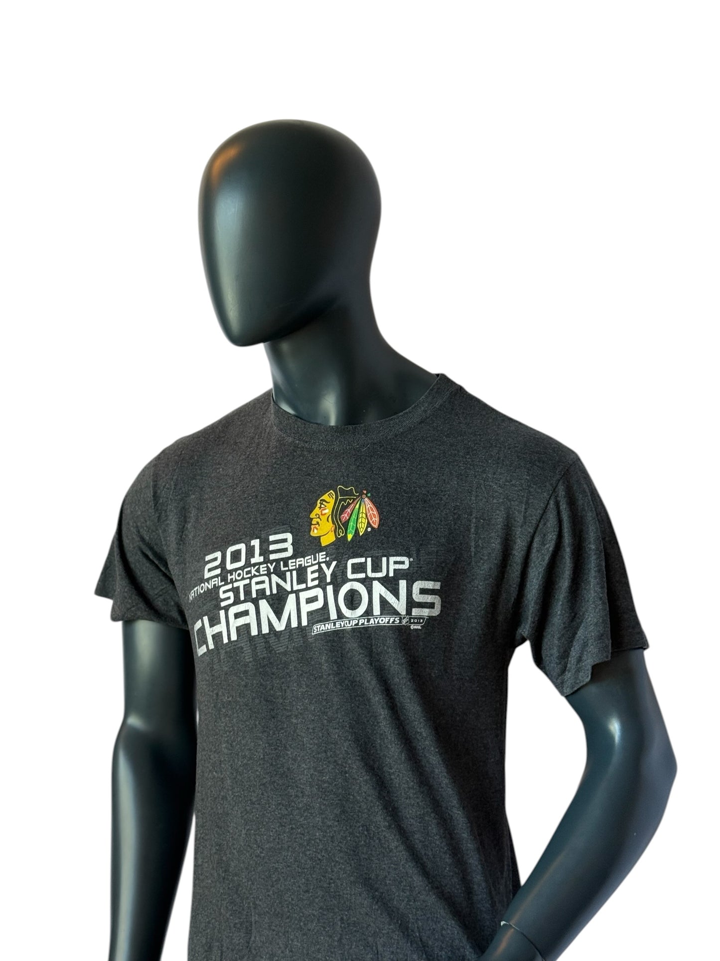 Vintage Retro Chicago Blackhawks 2013 Stanley Cup Champions T-Shirt Grey Size M