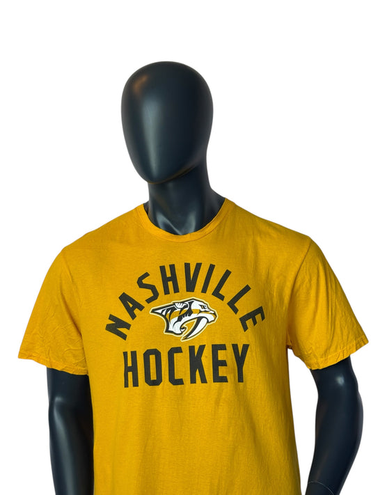 Vintage Retro Nashville Predators Hockey T-Shirt Yellow