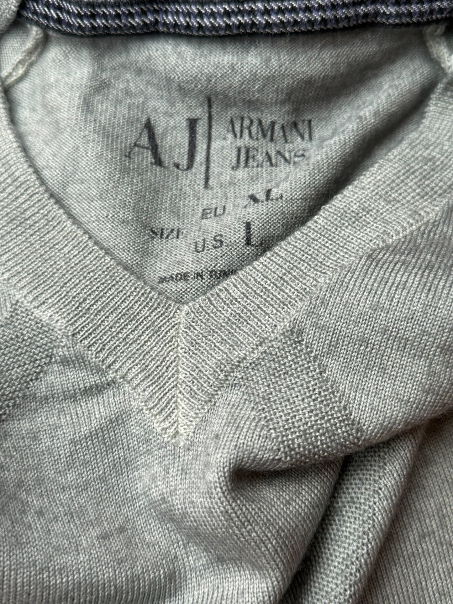 ARMANI JEANS Vintage Style Knit Sweater Grey, Pattern Design, V-Neck, Slim Fit, Size XL