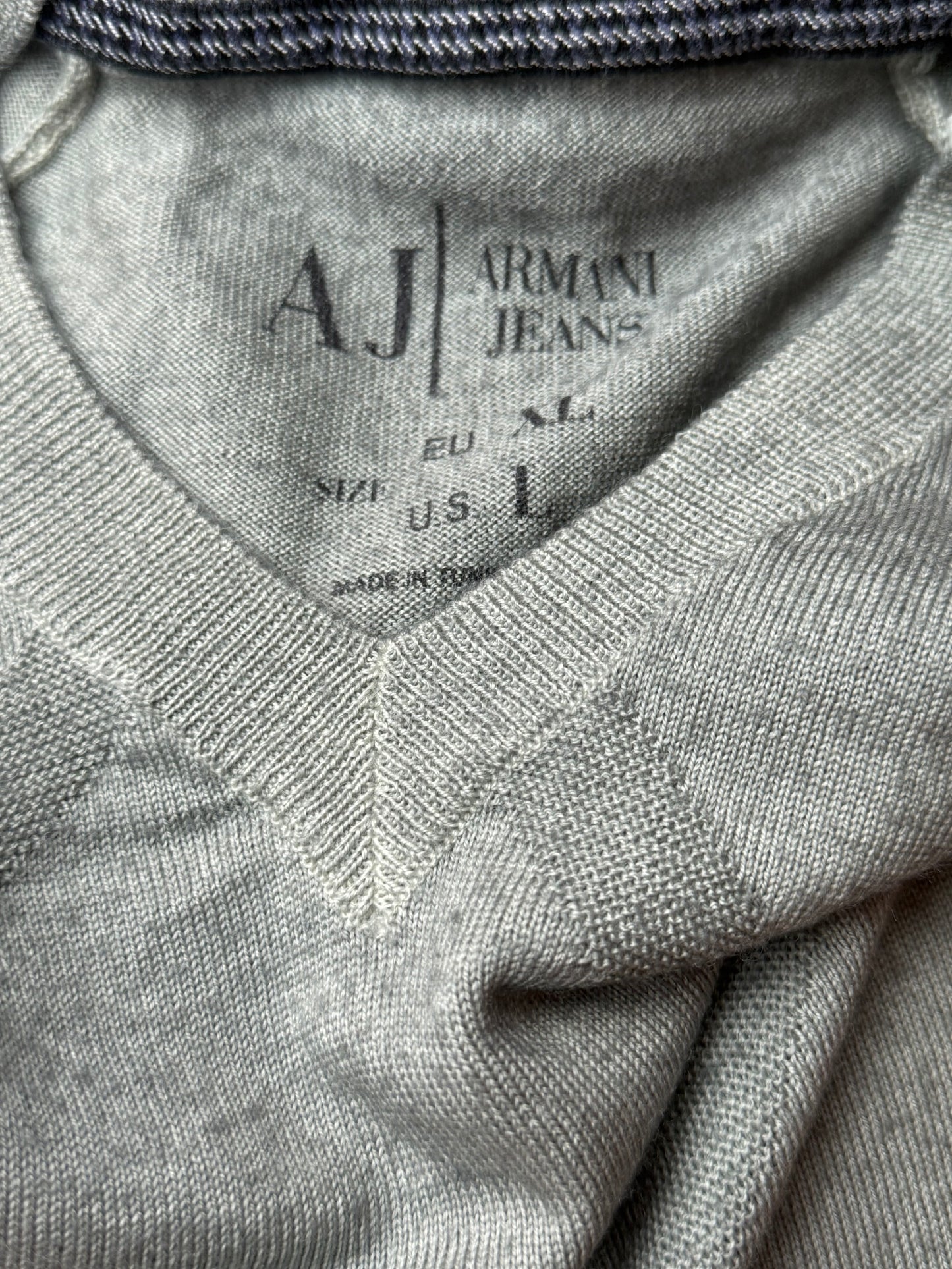 ARMANI JEANS Vintage Style Knit Sweater Grey, Pattern Design, V-Neck, Slim Fit, Size XL