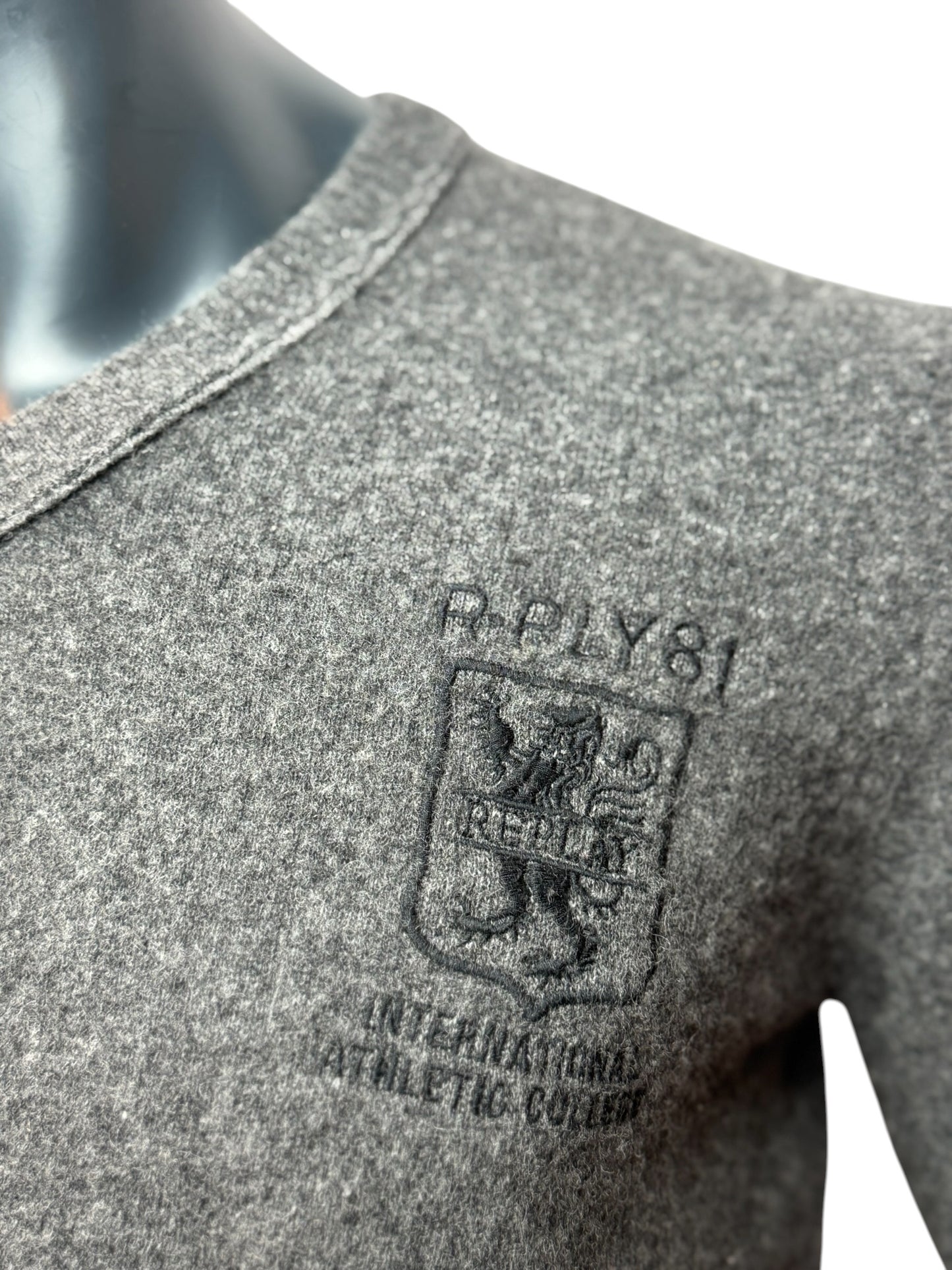 Vintage Replay V-Neck Pullover Grau Logo Stickerei Size L