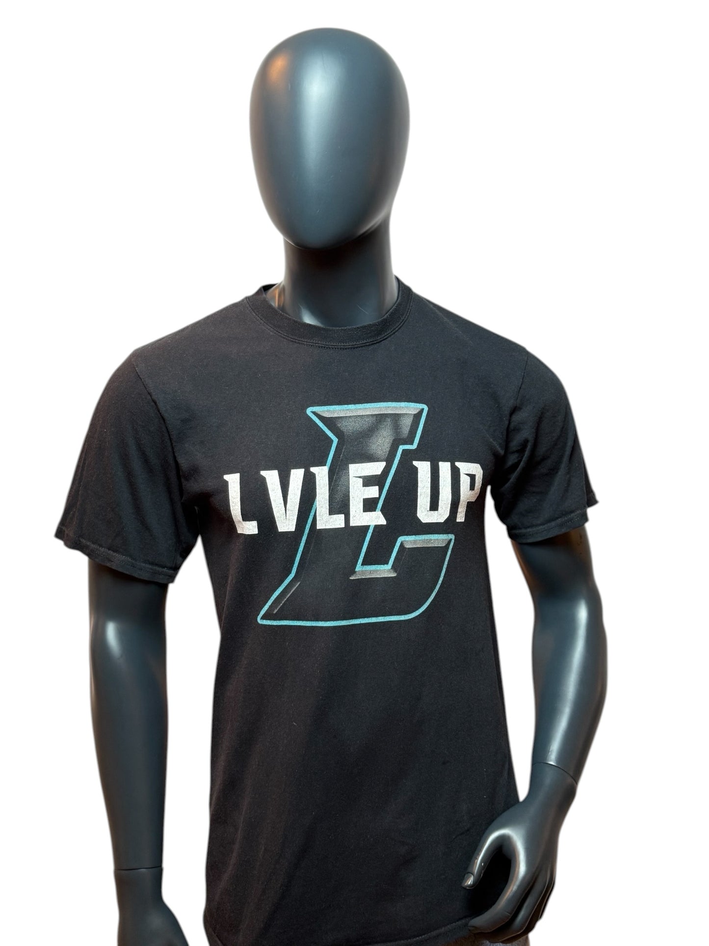 Vintage “LVLE UP” Graphic T-Shirt Black Streetwear Tee Size M